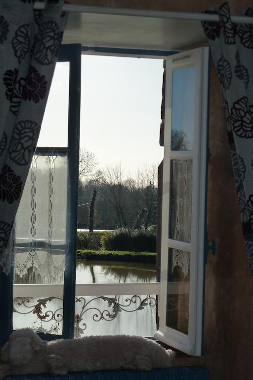 B&B L'Atelier Du Presbytere Saint-Maugan Cameră foto